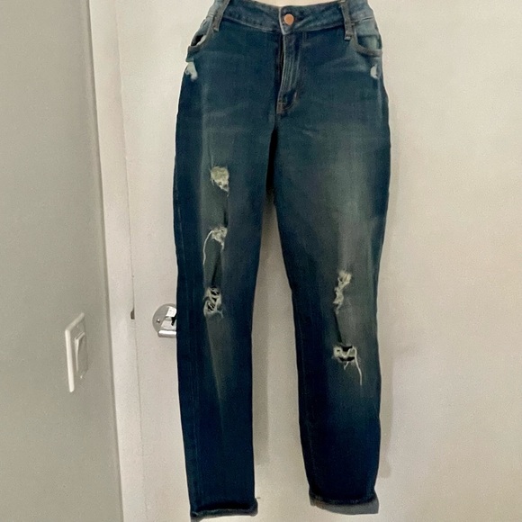 Old Navy Rockstar mid rise jeans - Picture 2 of 5
